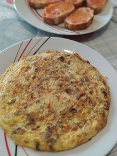 Una foto de Tortilla de Rosinyols