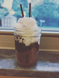 A picture of Bre's Easy Peasy Mini Sundae.
