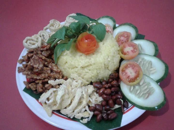 Cara Sederhana Menyiapkan Resep  Nasi Kuning Praktis yang Sempurna, Sempurna