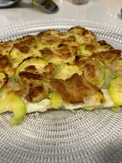 Una foto de Focaccia de calabacín rellena de queso