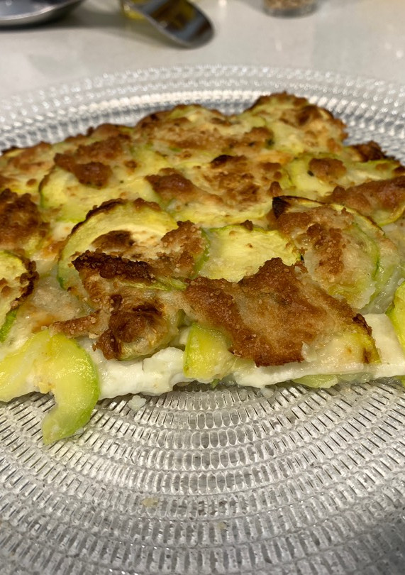 Una foto de Focaccia de calabacín rellena de queso