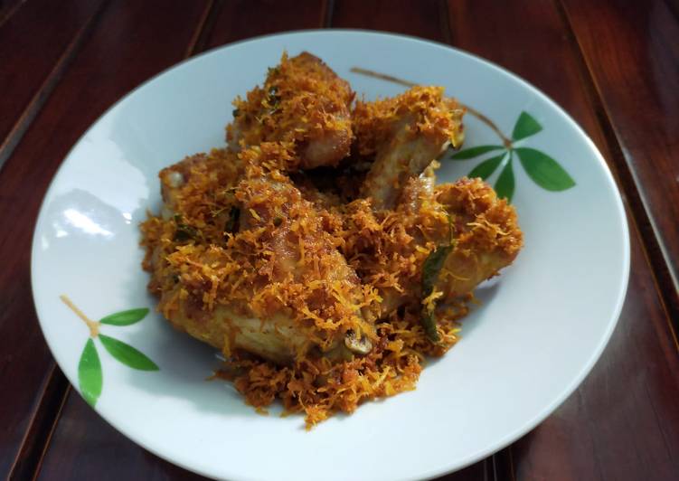 Ayam Goreng Serundeng