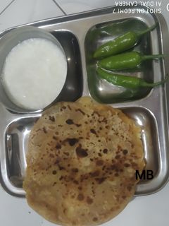 આલુ પરોઠા (Alu Paratha recipe in Gujarati) રેસીપી મુખ્ય ફોટો