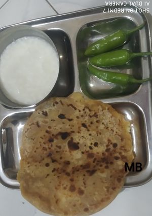 આલુ પરોઠા (Alu Paratha recipe in Gujarati) રેસીપી મુખ્ય ફોટો