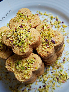 عکسی از دستور شیرینی نخودچی