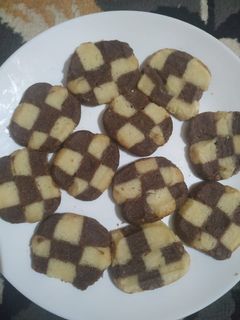பட்டர் குக்கீஸ்(butter cookies Recipe in Tamil) செய்முறை முக்கிய புகைப்படம்