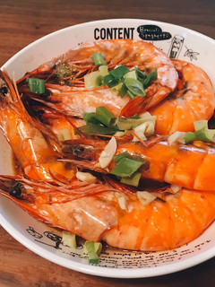 簡易蒜蓉蒸蝦 的食譜成品照片