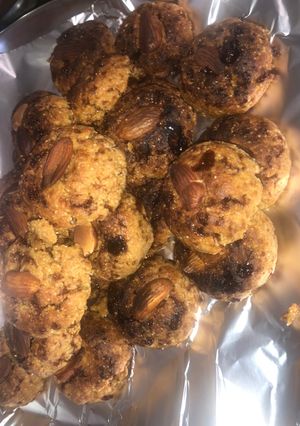 A picture of Cookies-wheat flour and jaggery powder cookies.