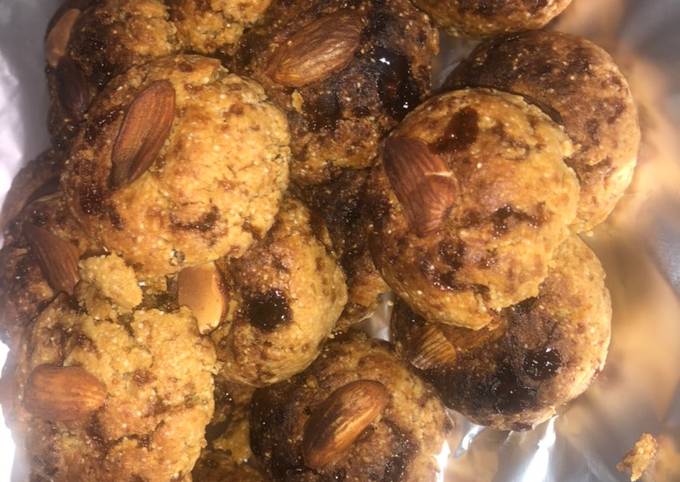 Cookies-wheat flour and jaggery powder cookies