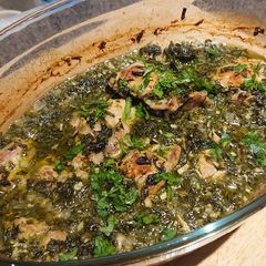 A picture of Lemon Garlic Chicken.