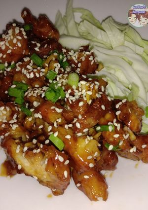 รูปของ ไก่ทอดกรอบคลุกซอสเทอริยากิ (Crispy Fried Chicken Tossed in Teriyaki Sauce)