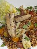 Ensalada de lentejas con corazones de alcachofas y caballa