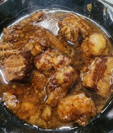 thịt kho mật mía