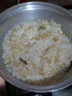 صورة لوصفة رز بالشعيريه