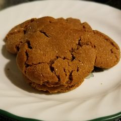 A picture of Dad's Favorite Molasses Cookies.