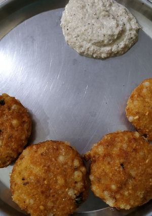 A picture of Shabudana Vada.