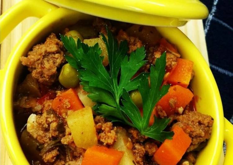 Carne com jardineira de legumes - Tudogosreceitas