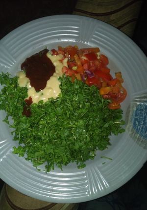 A picture of Paisley salad.