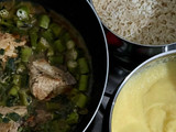 Frango com quiabo