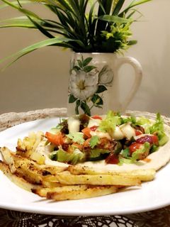 صورة لوصفة ساندويش فاهيتا الدجاج المتشبع بالنكهات 🌮