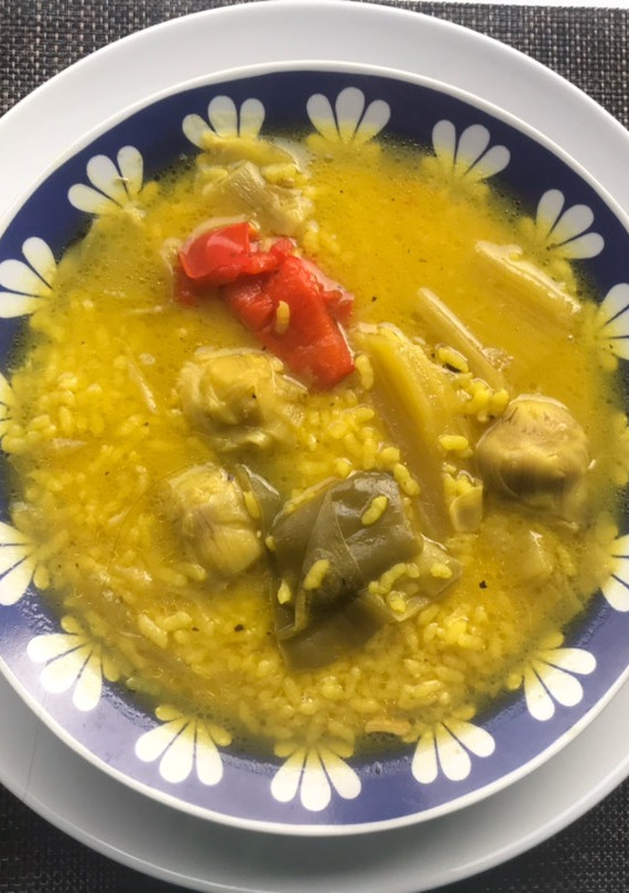 Una foto de Arroz amarillo / Arrós groguet
