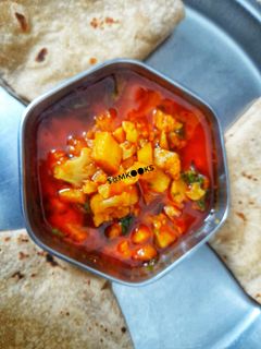 फ्लॉवर ची रस्सा भाजी (Flower Chi Rassa Bhaji Recipe In Marathi) रेसिपी चे मुख्य फोटो