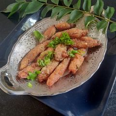 A picture of Potato Rava fingers 😋😋😋.
