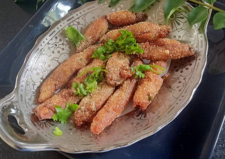 Recipe of Super Quick Homemade Potato Rava fingers 😋😋😋