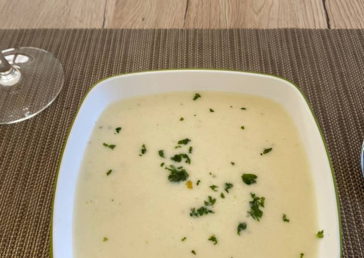 White asparagus soup 🤍🍜
