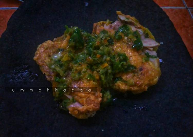 Resep Ayam Geprek Cabe Hijau (masakan rumah sederhana), Enak Banget