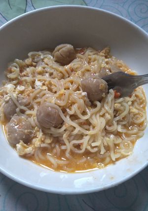 Foto resep Seblak mie instan sederhana
