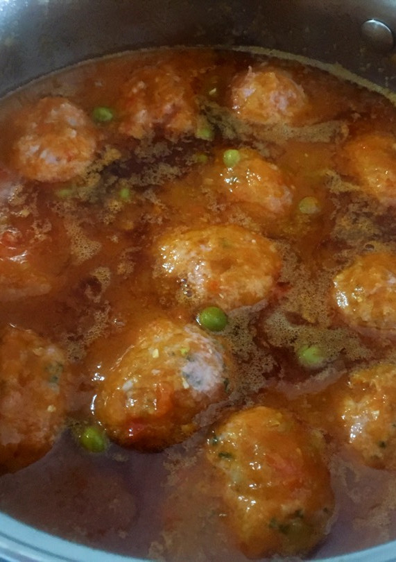 Una foto de Albóndigas a la jardinera