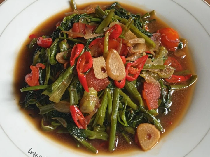 Cara Mudah Membuat Resep Tumis Kangkung Saus Tiram ala Resto yang Bisa Manjain Lidah Anti Ribet, Uenak Banget