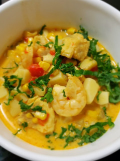 A picture of Island Seafood and Corn Chowder.