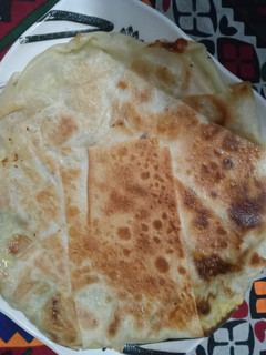 A picture of Muttabaq style pie.