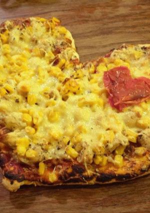 Valentin napi pizza recept fotója