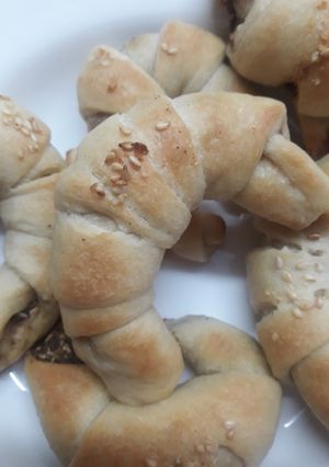 صورة لوصفة كرواسون زعتر بعجينة العشر دقائق 😋