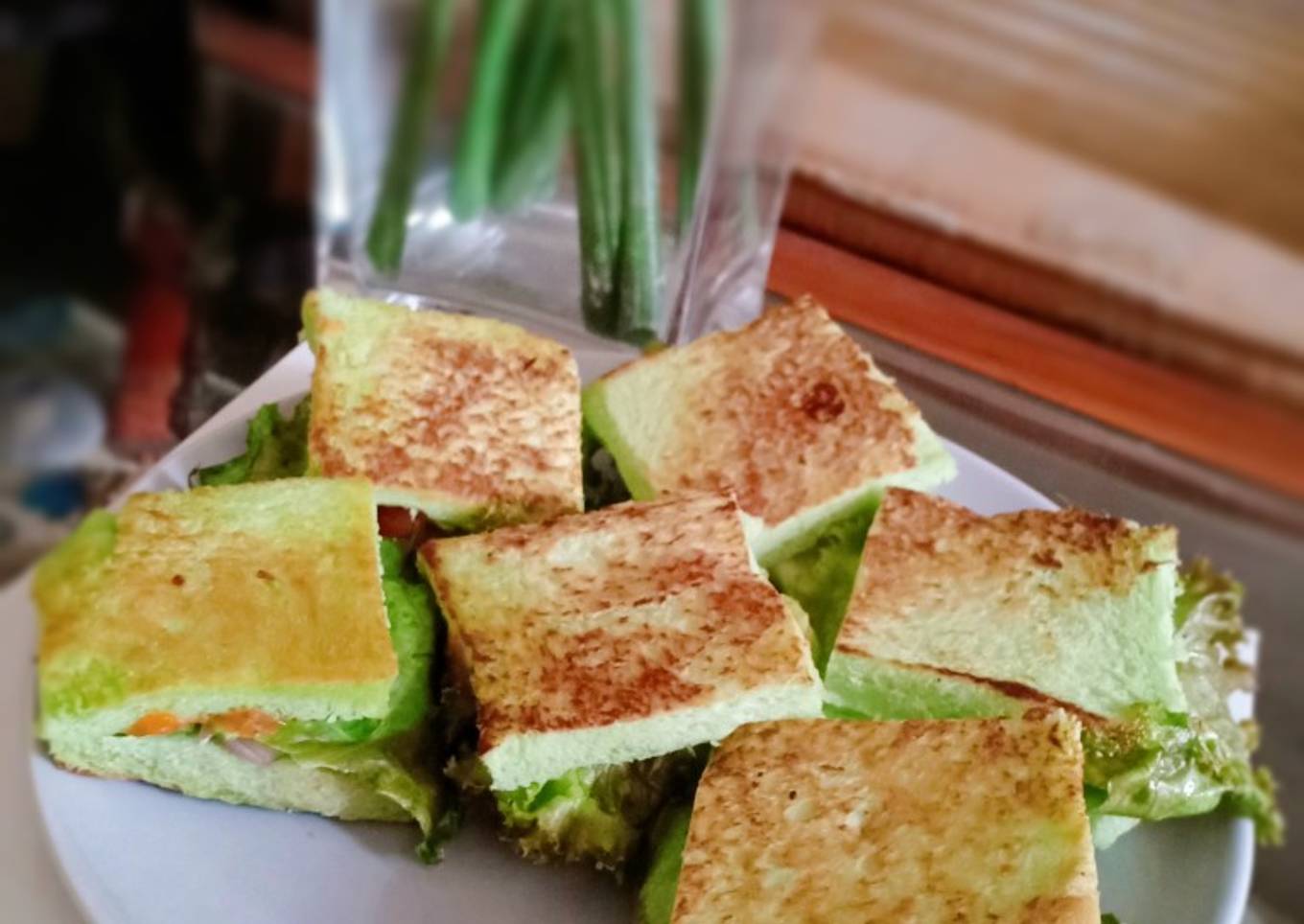 Green sandwich