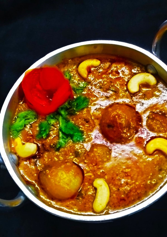 A picture of Onion Curry.