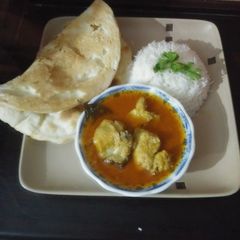 A picture of Chicken ka salan.
