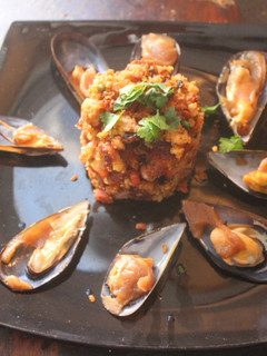 Una foto de Migas con callos y mejillones