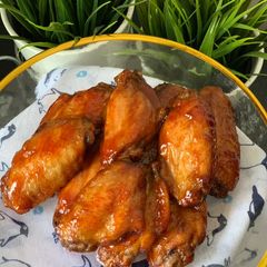 A picture of Honey BBQ Chicken Wings.