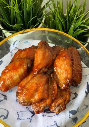 A picture of Honey BBQ Chicken Wings.