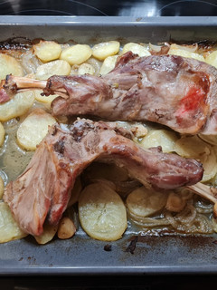 Una foto de Paletilla de cordero al horno