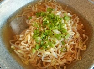 Foto resep Naeng-ramyeon (냉라면) - Cold Ramen Noodles - Mie Ramen Kuah Dingin
