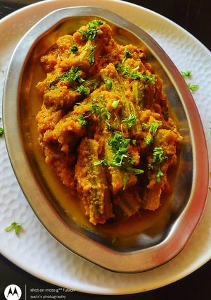 A picture of Drumstick in coconut gravy.