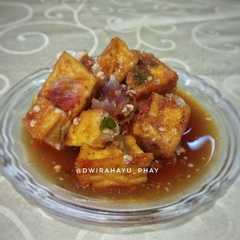 A picture of Tahu Gejrot.