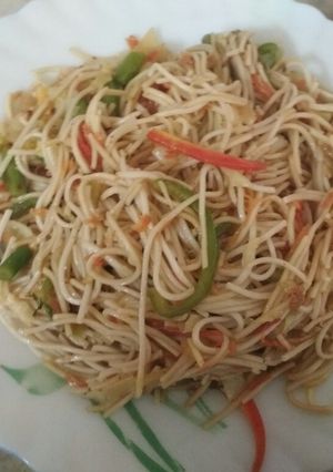 A picture of Veg noodles.