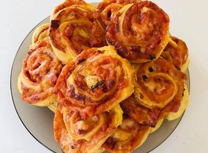 O poză a rețetei Rulouri de pizza.