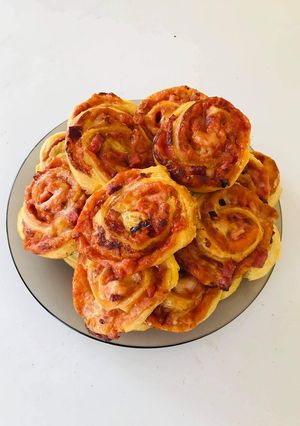 O poză a rețetei Rulouri de pizza.